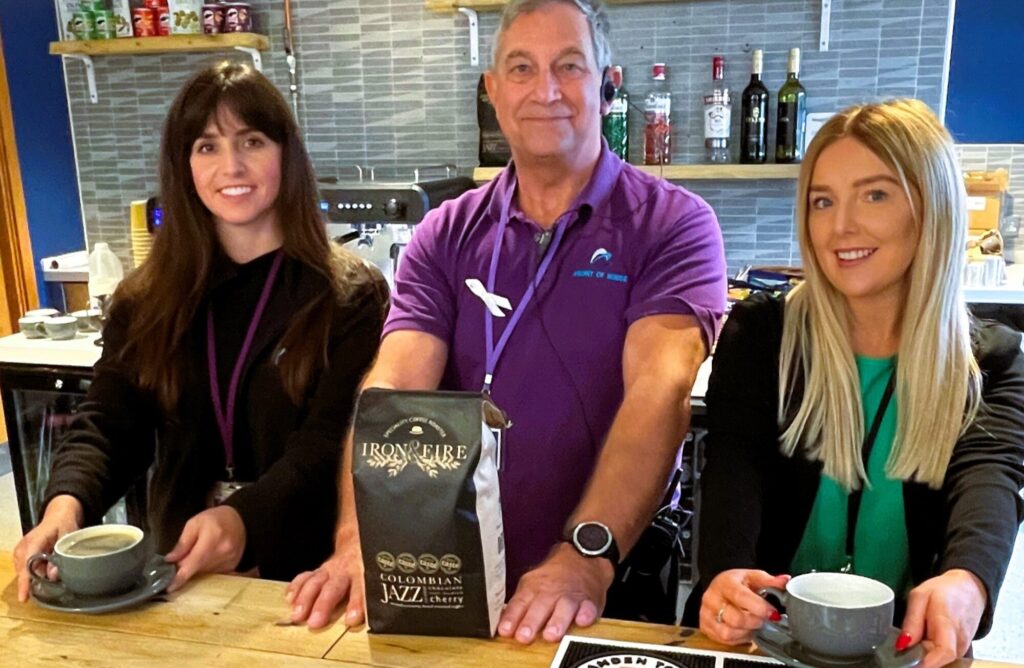 CIRCLE BAR COFFEE NOW OPEN