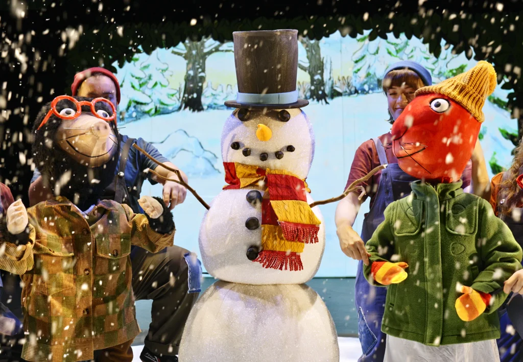 TALES FROM ACORN WOOD AT CHRISTMAS